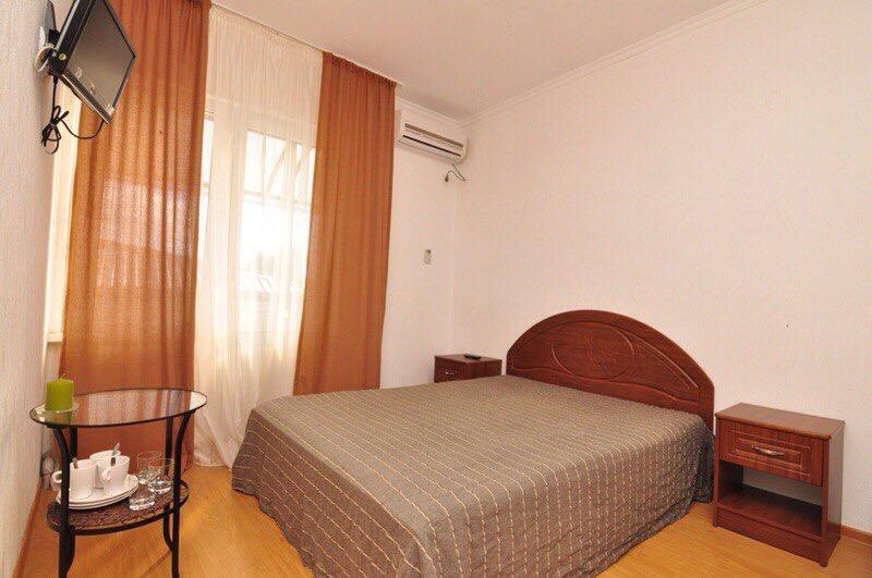 U Ruslana Guest House ガグラ エクステリア 写真